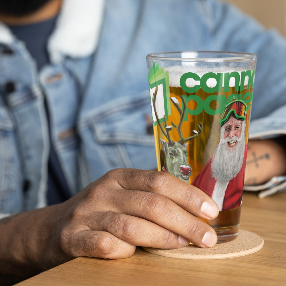 Cannapages Holidaze Pint Glass